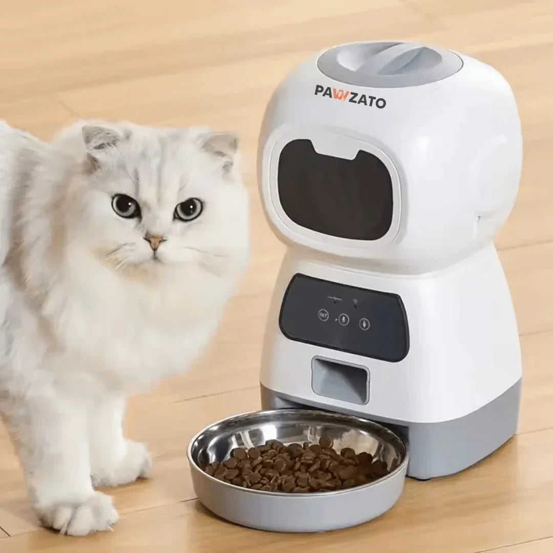 Smart Pet Feeders & Travel Accessories