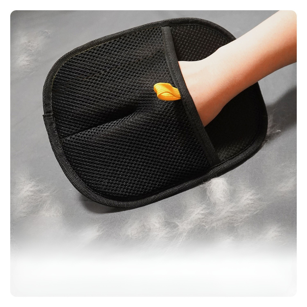 Practical Pet Hair Removal Glove – Brushes